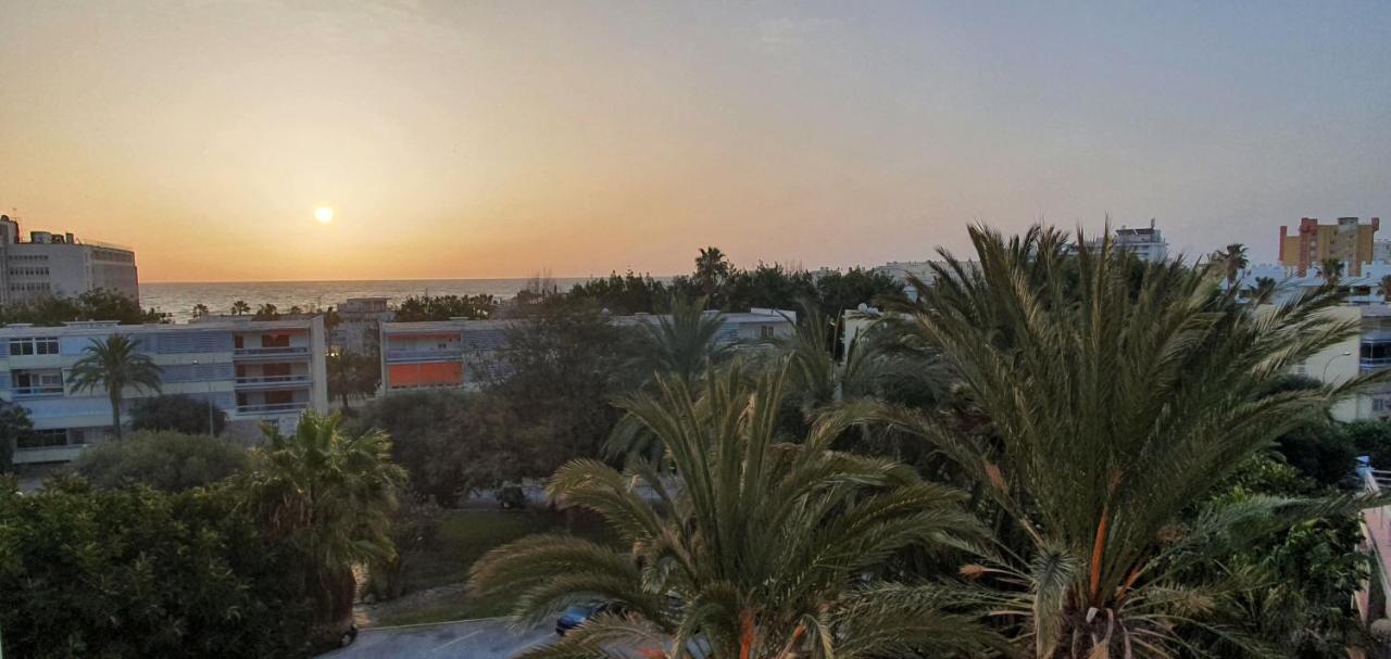 Apartamento Autentico Sol Apartment Torremolinos Bagian luar foto